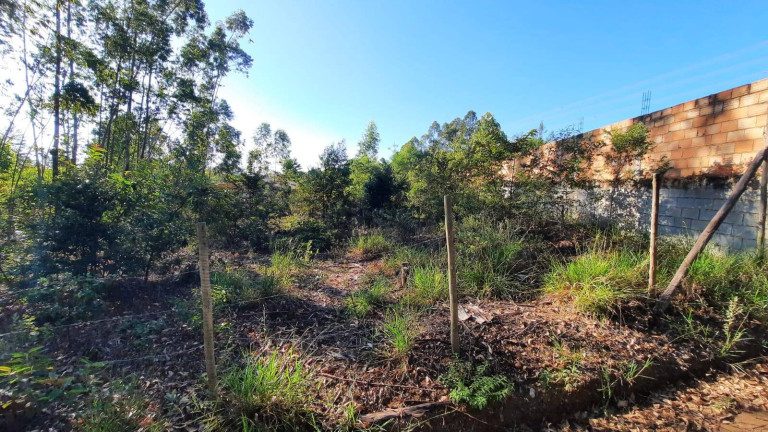 Terreno à Venda, 1 m² em Pedras - Itatiaiuçu