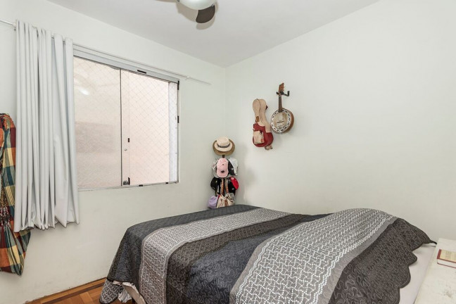 Imagem Apartamento com 2 Quartos à Venda, 71 m² em Santa Cecília - Porto Alegre
