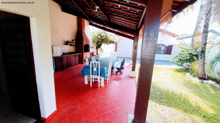 Imagem Casa com 3 Quartos à Venda, 196 m² em Três Marias - Peruíbe Imagem Casa com 3 Quartos à Venda, 196 m² em Três Marias - Peruíbe