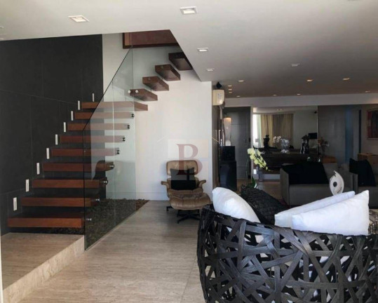 Imagem Cobertura com 3 Quartos à Venda, 510 m² em Icaraí - Niterói