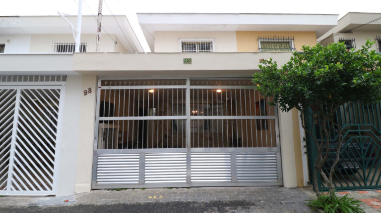 Imagem Sobrado com 5 Quartos à Venda, 200 m² em Vila São Francisco (zona Sul) - São Paulo