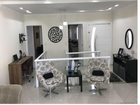 Imagem Casa com 3 Quartos à Venda, 170 m² em Vila Mangalot - São Paulo