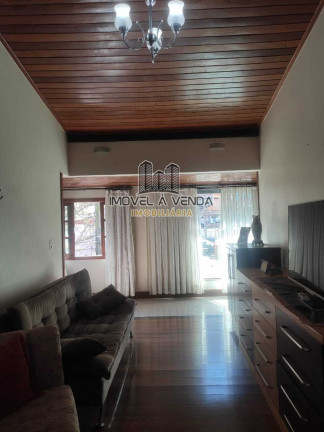 Imagem Casa com 5 Quartos à Venda, em Sta Isabel - Domingos Martins Imagem Casa com 5 Quartos à Venda, em Sta Isabel - Domingos Martins