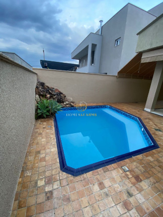 Imagem Casa com 3 Quartos à Venda, 216 m² em Jardins Lisboa - Goiânia