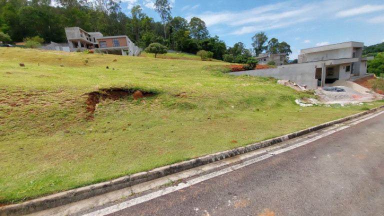 Terreno à Venda, 656 m² em Condominio Quintas Da Boa Vista - Atibaia