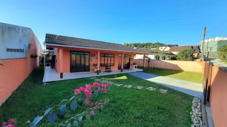 Imagem Casa com 3 Quartos à Venda, 120 m² em Floresta - Joinville