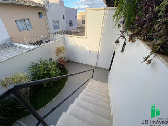 Imagem Casa com 3 Quartos à Venda, 120 m² em Vila Nova - Montes Claros Imagem Casa com 3 Quartos à Venda, 120 m² em Vila Nova - Montes Claros