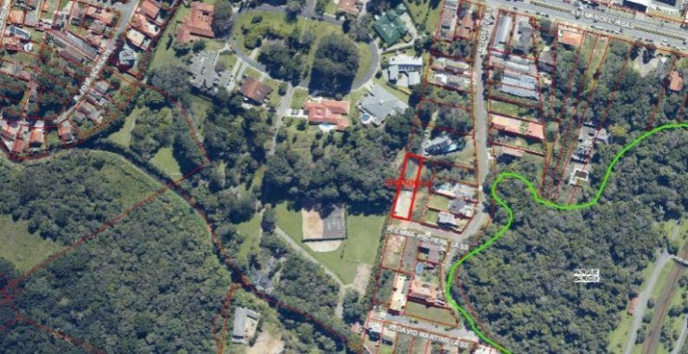 Imagem Terreno à Venda, 925 m² em Cascatinha - Curitiba Imagem Terreno à Venda, 925 m² em Cascatinha - Curitiba