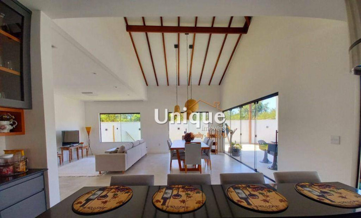 Imagem Casa com 4 Quartos à Venda, 199 m² em Caravelas - Armação Dos Búzios Imagem Casa com 4 Quartos à Venda, 199 m² em Caravelas - Armação Dos Búzios