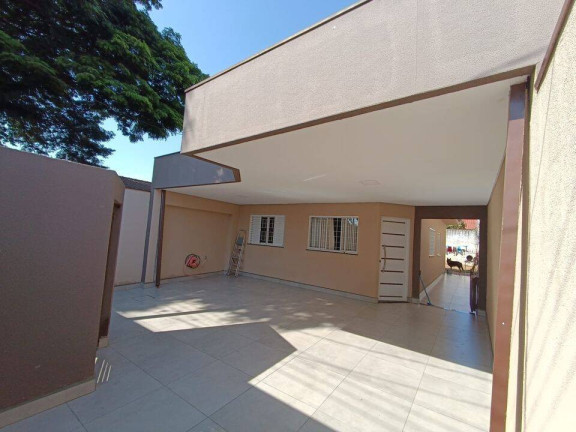 Imagem Casa com 2 Quartos à Venda, 180 m² em Jardim Petrópolis - Arapongas Imagem Casa com 2 Quartos à Venda, 180 m² em Jardim Petrópolis - Arapongas