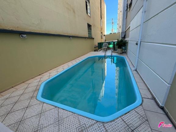 Apartamento com 3 Quartos à Venda, 110 m² em Centro - Florianópolis