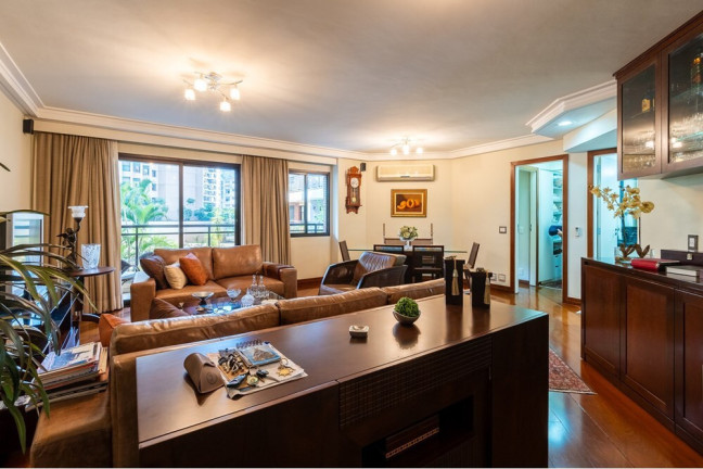 Imóvel com 3 Quartos à Venda, 120 m² em Moema - São Paulo