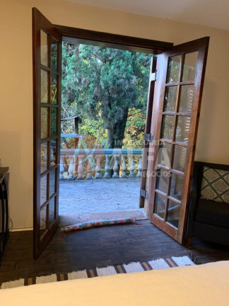 Imagem Casa com 4 Quartos para Alugar, 15.002 m² em Pousada Dos Bandeirantes - Carapicuíba
