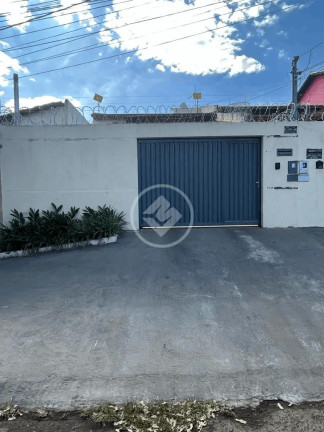 Casa com 3 Quartos à Venda, 114 m² em Jardim América - Goiânia