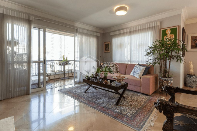 Apartamento com 2 Quartos à Venda, 165 m² em Moema - São Paulo