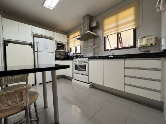 Imagem Apartamento com 4 Quartos à Venda, 299 m² em Atiradores - Joinville Imagem Apartamento com 4 Quartos à Venda, 299 m² em Atiradores - Joinville