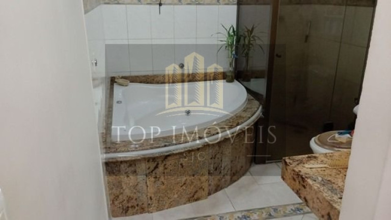 Imagem Casa com 3 Quartos à Venda, 250 m² em Bosque Dos Eucaliptos - São José Dos Campos