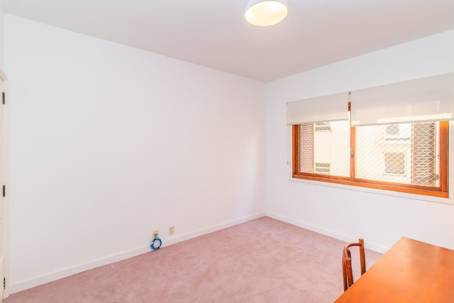 Imagem Apartamento com 3 Quartos à Venda, 309 m² em Auxiliadora - Porto Alegre Imagem Apartamento com 3 Quartos à Venda, 309 m² em Auxiliadora - Porto Alegre