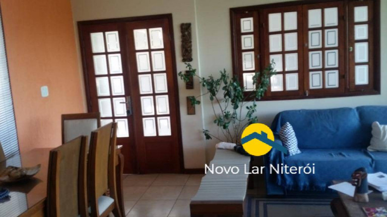 Imagem Casa com 4 Quartos à Venda, 234 m² em Maria Paula - São Gonçalo Imagem Casa com 4 Quartos à Venda, 234 m² em Maria Paula - São Gonçalo