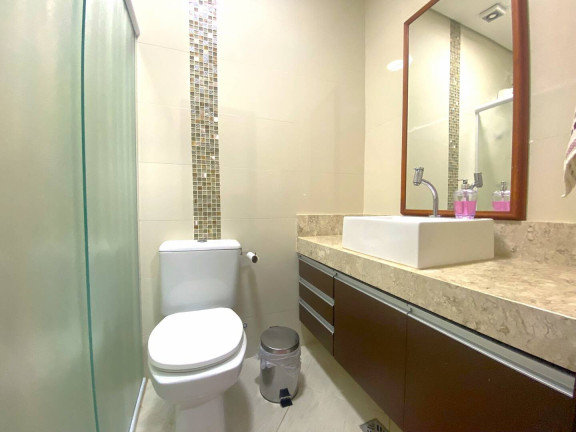 Imagem Chácara com 4 Quartos à Venda, 1.200 m² em Centro - Mairiporã