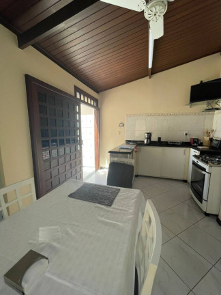 Imagem Casa com 3 Quartos à Venda, 110 m² em Farolândia - Aracaju Imagem Casa com 3 Quartos à Venda, 110 m² em Farolândia - Aracaju