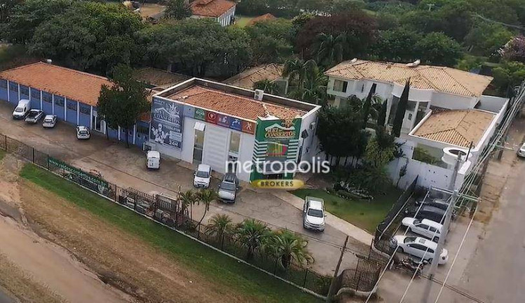 Casa com 3 Quartos à Venda, 1.220 m² em Distrito Industrial - Botucatu