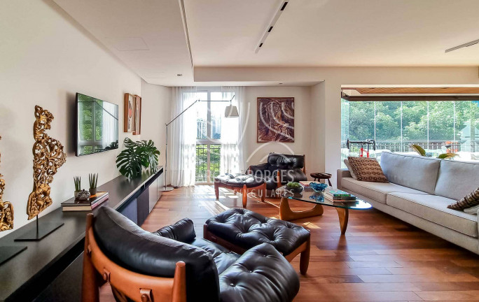 Imagem Apartamento com 2 Quartos à Venda, 195 m² em Itaim Bibi - São Paulo