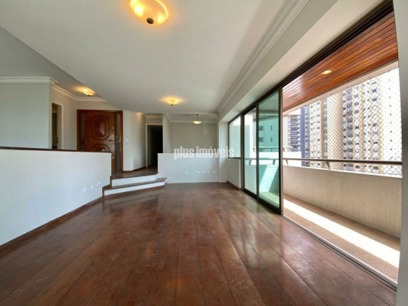 Apartamento com 3 Quartos à Venda, 192 m² em Aclimação - São Paulo
