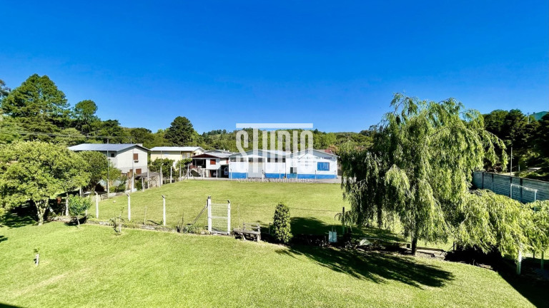 Imagem Casa com 3 Quartos à Venda, 3.000 m² em Centro - Garibaldi Imagem Casa com 3 Quartos à Venda, 3.000 m² em Centro - Garibaldi