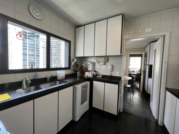 Imagem Apartamento com 3 Quartos à Venda, 220 m² em Itaim Bibi - São Paulo