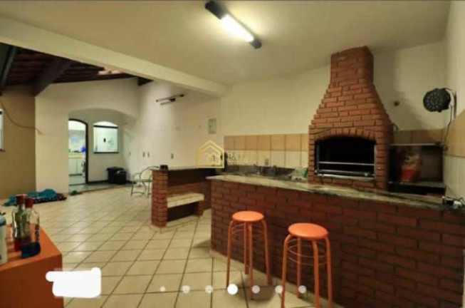 Imagem Casa com 4 Quartos à Venda, 300 m² em Utinga - Santo André