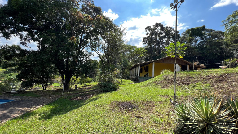 Imagem Imóvel com 3 Quartos à Venda, 5.300 m² em Pimentas - Betim Imagem Imóvel com 3 Quartos à Venda, 5.300 m² em Pimentas - Betim