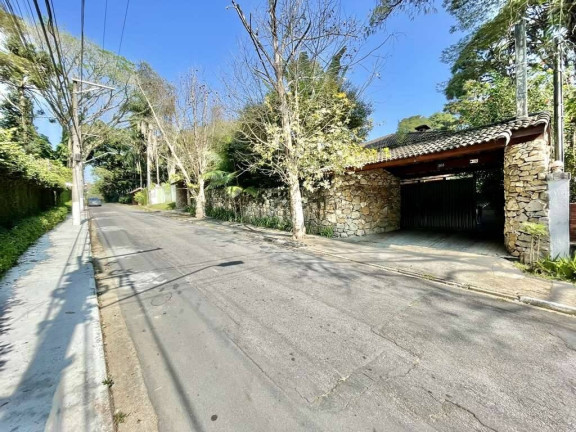 Casa com 5 Quartos à Venda,  em Vila Santo Antonio - Cotia