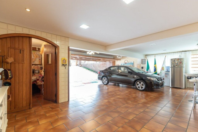 Imagem Casa com 4 Quartos à Venda, 725 m² em Vila Assunção - Porto Alegre Imagem Casa com 4 Quartos à Venda, 725 m² em Vila Assunção - Porto Alegre