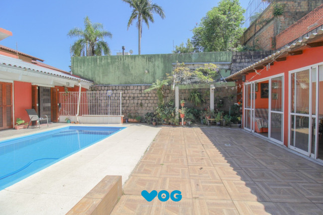 Imagem Casa com 3 Quartos à Venda, 344 m² em Chácara Das Pedras - Porto Alegre