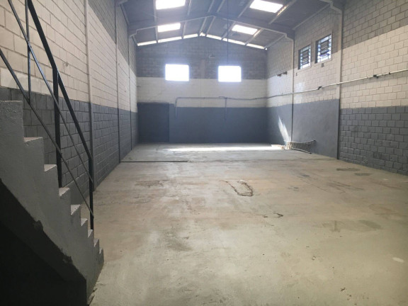 Imagem Galpão para Alugar, 400 m² em Centro - Mairiporã Imagem Galpão para Alugar, 400 m² em Centro - Mairiporã