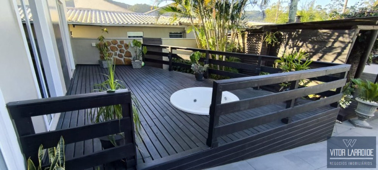 Imagem Casa com 3 Quartos à Venda, 170 m² em São João (margem Esquerda) - Tubarão