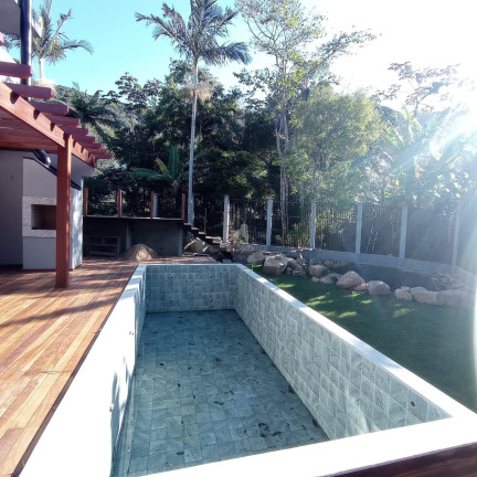 Imagem Casa com 3 Quartos à Venda, 339 m² em Praia De Taquaras - Balneário Camboriú Imagem Casa com 3 Quartos à Venda, 339 m² em Praia De Taquaras - Balneário Camboriú