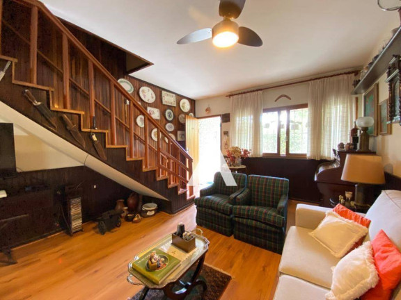 Casa com 4 Quartos à Venda, 75 m² em Taumaturgo - Teresópolis