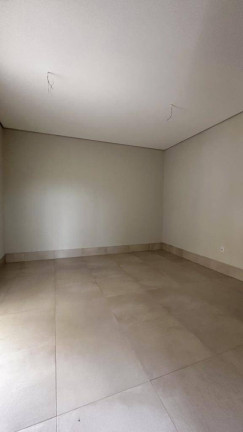 Imagem Sobrado com 4 Quartos à Venda, 440 m² em Ribeirão Do Lipa - Cuiabá