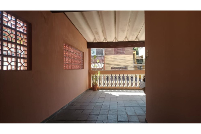 Imagem Casa com 2 Quartos à Venda, 190 m² em Jardim Moreira - Guarulhos Imagem Casa com 2 Quartos à Venda, 190 m² em Jardim Moreira - Guarulhos