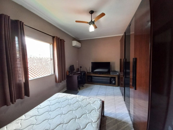 Imagem Casa com 3 Quartos à Venda, 320 m² em Canto Do Forte - Praia Grande