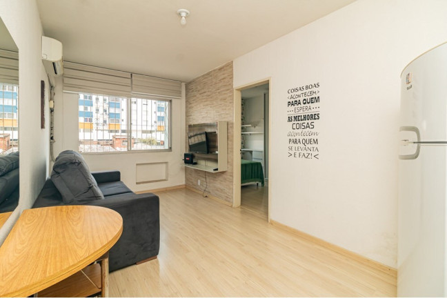 Apartamento com 1 Quarto à Venda, 42 m² em Santana - Porto Alegre