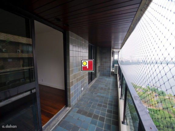 Imagem Apartamento com 4 Quartos à Venda, 319 m² em Lagoa - Rio De Janeiro Imagem Apartamento com 4 Quartos à Venda, 319 m² em Lagoa - Rio De Janeiro