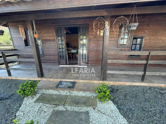 Imagem Casa com 3 Quartos à Venda, 190 m² em Brasilia - Itapoá