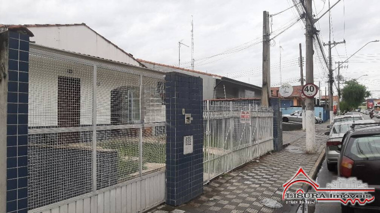 Imagem Casa com 7 Quartos à Venda, 381 m² em Centro - Jacareí Imagem Casa com 7 Quartos à Venda, 381 m² em Centro - Jacareí