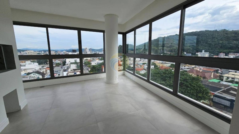 Apartamento com 4 Quartos à Venda, 150 m² em Centro - Balneário Camboriú