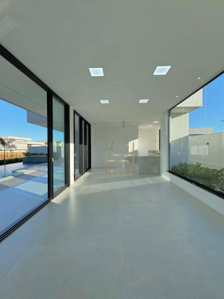 Imagem Casa com 5 Quartos à Venda, 380 m² em Interlagos - Vila Velha Imagem Casa com 5 Quartos à Venda, 380 m² em Interlagos - Vila Velha