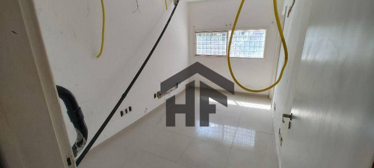 Imagem Casa com 5 Quartos à Venda, 230 m² em Parnamirim - Recife