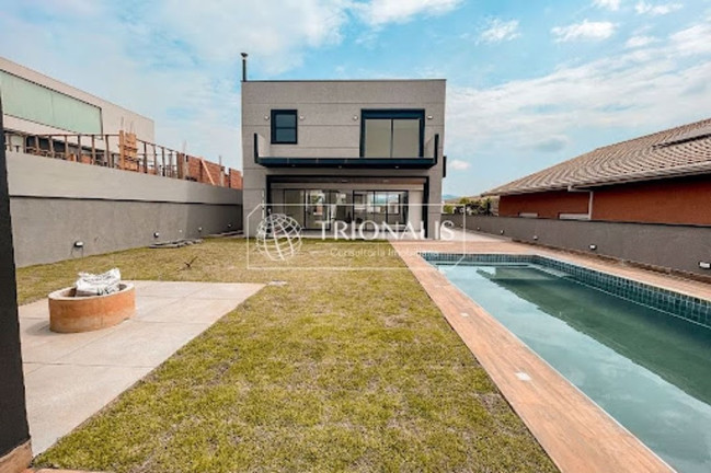 Imagem Casa com 3 Quartos à Venda, 360 m² em Condomínio Figueira Garden - Atibaia